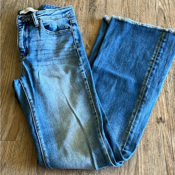 Kancan Jeans - Picture 2 of 4